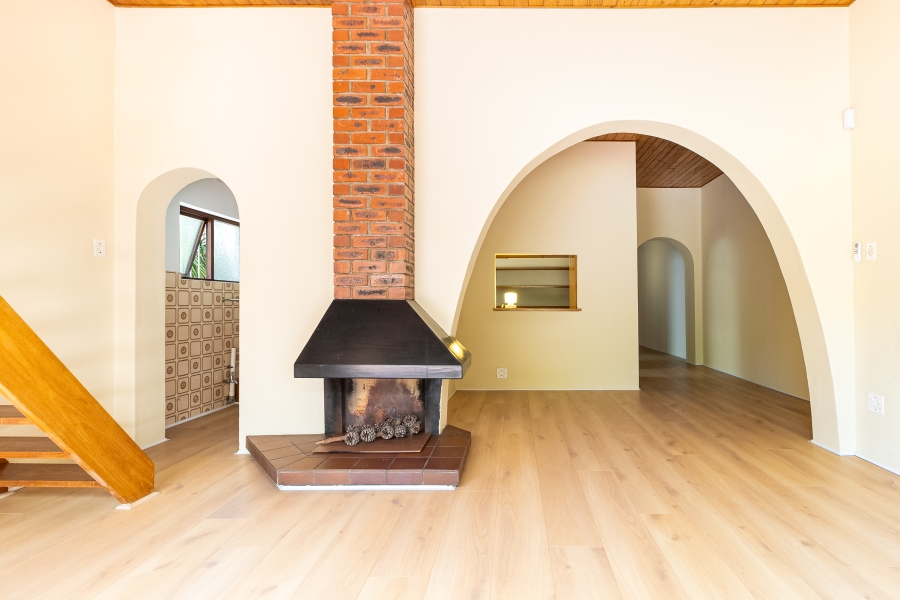 3 Bedroom Property for Sale in Tamboerskloof Western Cape